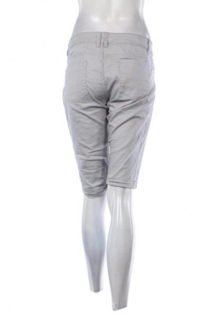 Dámské kraťasy  Terranova, Velikost XL, Barva Šedá, Cena  99,00 Kč
