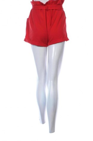 Дамски къс панталон Unbranded, Размер M, Цвят Червен, Цена 2,55 €