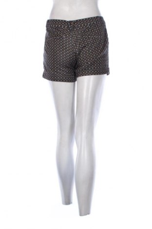 Dámské kraťasy  United Colors Of Benetton, Velikost M, Barva Vícebarevné, Cena  189,00 Kč