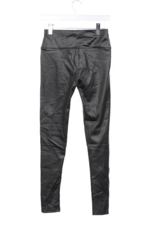 Дамски клин Unbranded, Размер XS, Цвят Черен, Цена 2,55 €