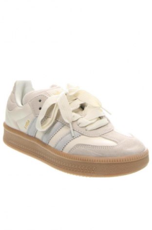 Дамски обувки Adidas Originals, Размер 42, Цвят Многоцветен, Цена 40,90 €