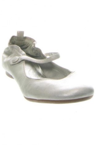 Obuwie damskie Clarks, Rozmiar 37, Kolor Srebrzysty, Cena 158,99 zł