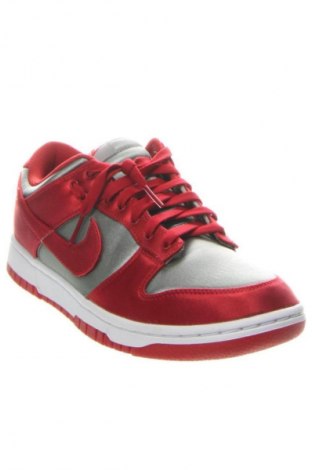 Γυναικεία παπούτσια Nike, Μέγεθος 40, Χρώμα Πολύχρωμο, Τιμή 53,99 €