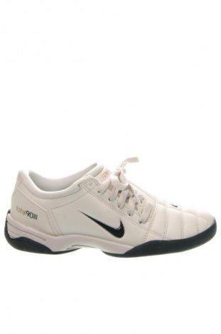 Γυναικεία παπούτσια Nike, Μέγεθος 37, Χρώμα Εκρού, Τιμή 57,99 €