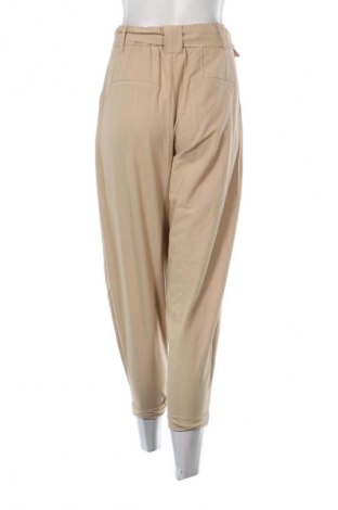 Γυναικείο παντελόνι Bershka, Μέγεθος S, Χρώμα  Μπέζ, Τιμή 4,99 €