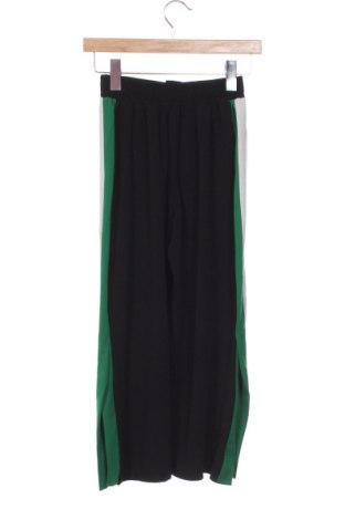 Damskie spodnie Bershka, Rozmiar XS, Kolor Czarny, Cena 23,99 zł