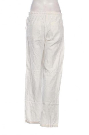 Дамски панталон Bershka, Размер S, Цвят Бял, Цена 6,64 €