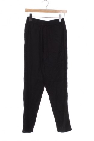 Γυναικείο παντελόνι C&A, Μέγεθος XS, Χρώμα Μαύρο, Τιμή 1,99 €