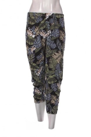 Γυναικείο παντελόνι SHEIN, Μέγεθος M, Χρώμα Πολύχρωμο, Τιμή 13,99 €