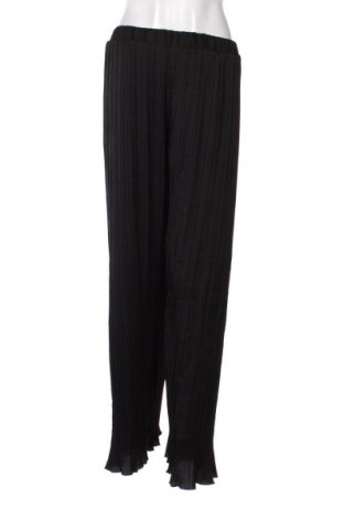 Дамски панталон SHEIN, Размер L, Цвят Черен, Цена 3,57 €