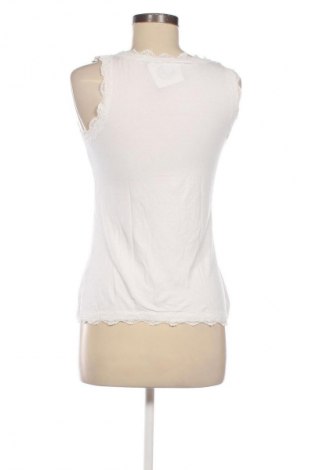 Дамски топ Body Flirt, Размер S, Цвят Бял, Цена 3,57 €