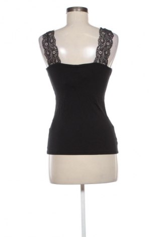 Γυναικείο τοπ Pieces, Μέγεθος M, Χρώμα Μαύρο, Τιμή 13,99 €