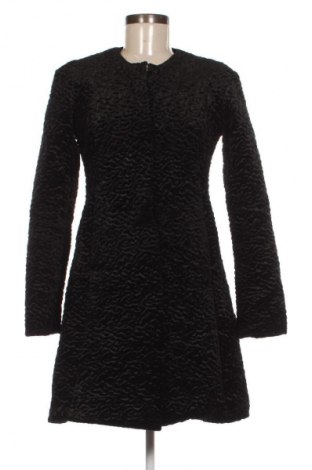 Damski płaszcz Rinascimento, Rozmiar XS, Kolor Czarny, Cena 147,99 zł