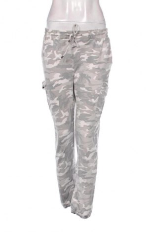 Damskie spodnie sportowe Amisu, Rozmiar M, Kolor Kolorowy, Cena 21,99 zł