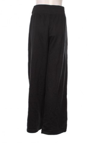 Dámské tepláky Nike, Velikost XXL, Barva Černá, Cena  1 299,00 Kč