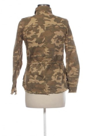 Dámská bunda  Bershka, Velikost S, Barva Vícebarevné, Cena  149,00 Kč