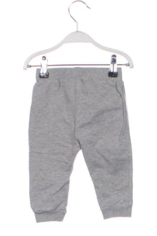 Gyerek sport nadrág LC Waikiki, Méret 6-9m / 68-74 cm, Szín Szürke, Ár 679 Ft