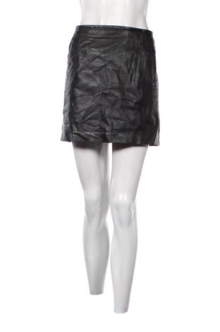 Kožená sukně  H&M, Velikost L, Barva Černá, Cena  99,00 Kč