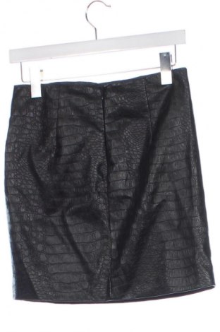 Кожена пола Motivi, Размер S, Цвят Черен, Цена 29,65 €