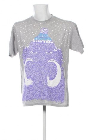 Pánské tričko  Unbranded, Velikost XL, Barva Vícebarevné, Cena  379,00 Kč