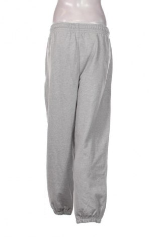 Pánské tepláky  Calvin Klein Jeans, Velikost L, Barva Šedá, Cena  2 279,00 Kč