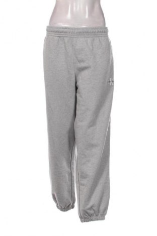 Pánské tepláky  Calvin Klein Jeans, Velikost L, Barva Šedá, Cena  2 279,00 Kč