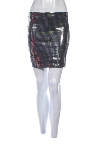 Spódnica Amisu, Rozmiar S, Kolor Srebrzysty, Cena 27,99 zł