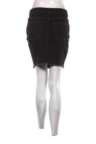 Пола Amisu, Размер M, Цвят Черен, Цена 2,04 €