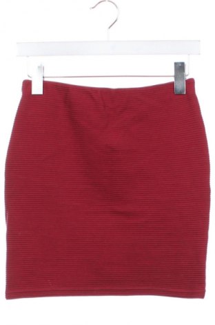 Sukně Bershka, Velikost XS, Barva Červená, Cena  179,00 Kč
