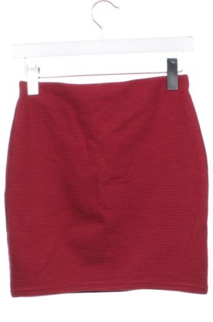 Sukně Bershka, Velikost XS, Barva Červená, Cena  179,00 Kč