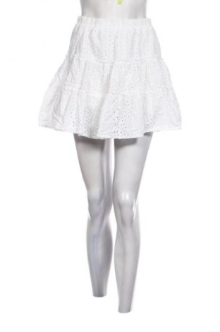 Sukně Bershka, Velikost S, Barva Bílá, Cena  247,00 Kč