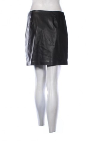 Sukně F&F, Velikost M, Barva Černá, Cena  109,00 Kč