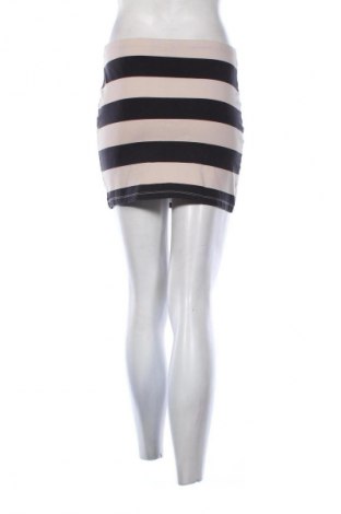 Sukně H&M, Velikost M, Barva Vícebarevné, Cena  99,00 Kč