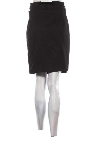 Пола H&M, Размер S, Цвят Черен, Цена 2,04 €