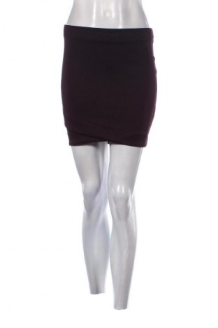 Пола H&M, Размер S, Цвят Червен, Цена 9,20 €