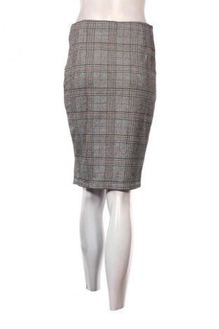 Пола Mango, Размер S, Цвят Многоцветен, Цена 3,06 €