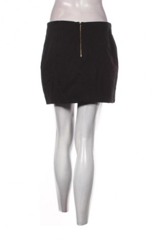 Пола Mango, Размер M, Цвят Черен, Цена 5,11 €