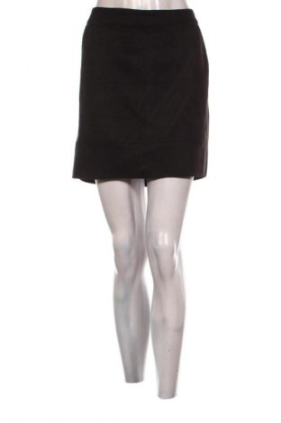 Пола ONLY, Размер L, Цвят Черен, Цена 2,04 €