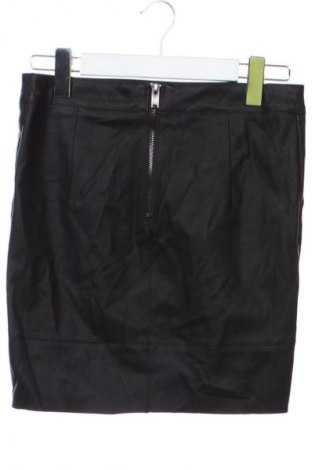 Пола ONLY, Размер M, Цвят Черен, Цена 7,15 €