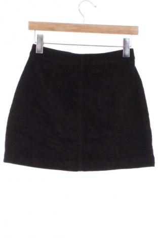 Пола ONLY, Размер XS, Цвят Черен, Цена 3,06 €