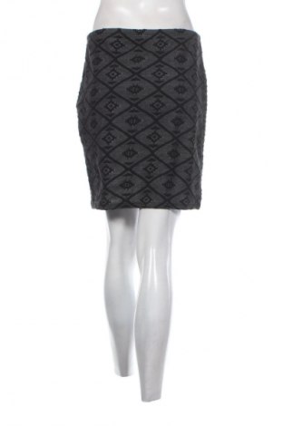 Spódnica ONLY, Rozmiar L, Kolor Kolorowy, Cena 12,99 zł