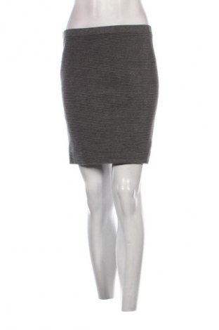 Пола Oodji, Размер L, Цвят Сив, Цена 3,57 €