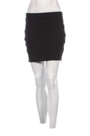 Spódnica Page One, Rozmiar S, Kolor Czarny, Cena 6,99 zł