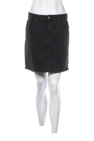 Пола Pieces, Размер M, Цвят Черен, Цена 3,57 €