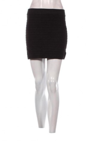 Пола Promod, Размер M, Цвят Черен, Цена 15,84 €