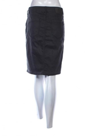 Пола Pulz Jeans, Размер M, Цвят Сив, Цена 3,57 €