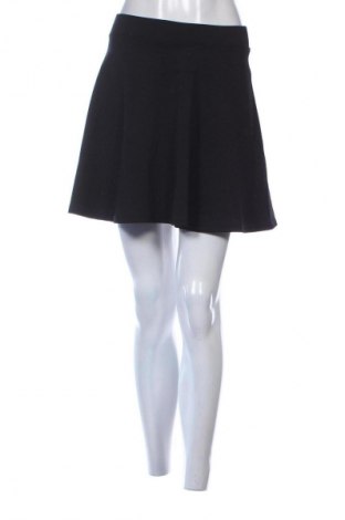 Sukně Sinsay, Velikost S, Barva Černá, Cena  89,00 Kč