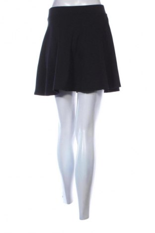 Sukně Sinsay, Velikost S, Barva Černá, Cena  89,00 Kč