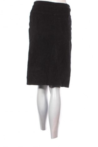 Sukně Sisley, Velikost S, Barva Černá, Cena  289,00 Kč