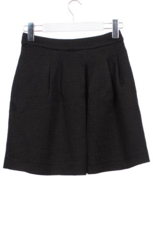 Пола Stradivarius, Размер XS, Цвят Черен, Цена 3,57 €